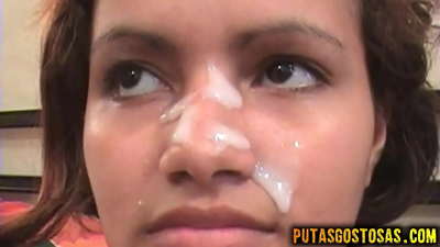 U-Tinka ufumana i-cum ebusweni bakhe emva kokwabelana ngesondo ezimpundu